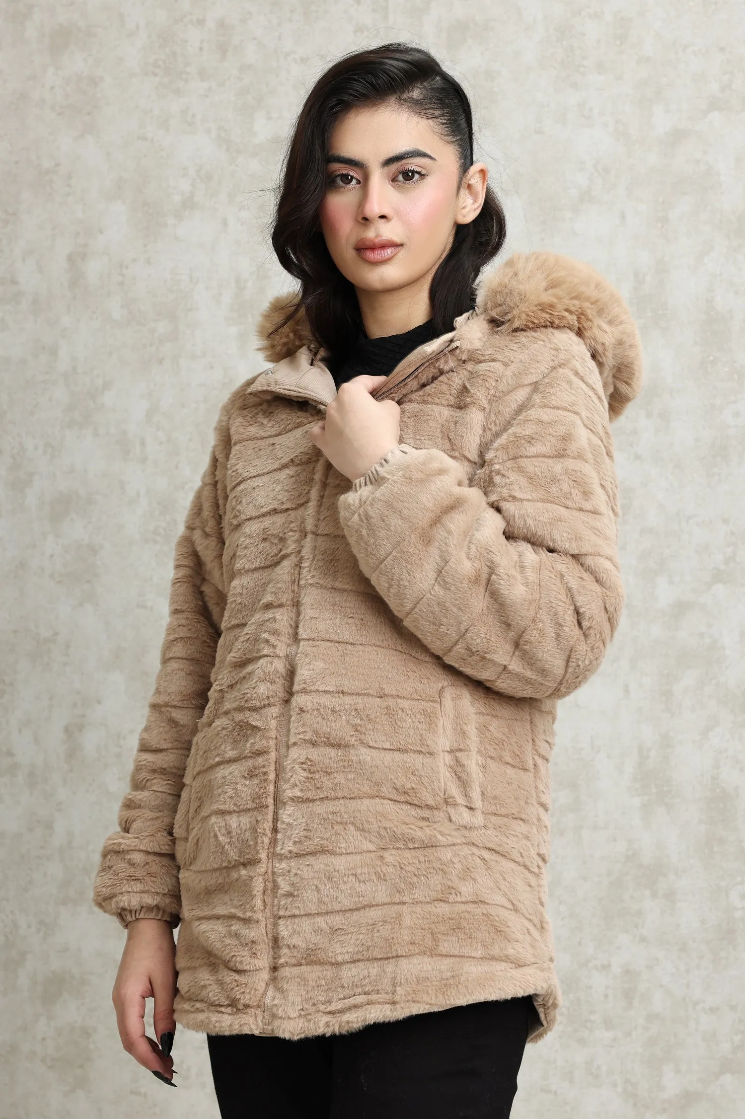 FLUFFY REVERSIBLE JACKET-KHAKI