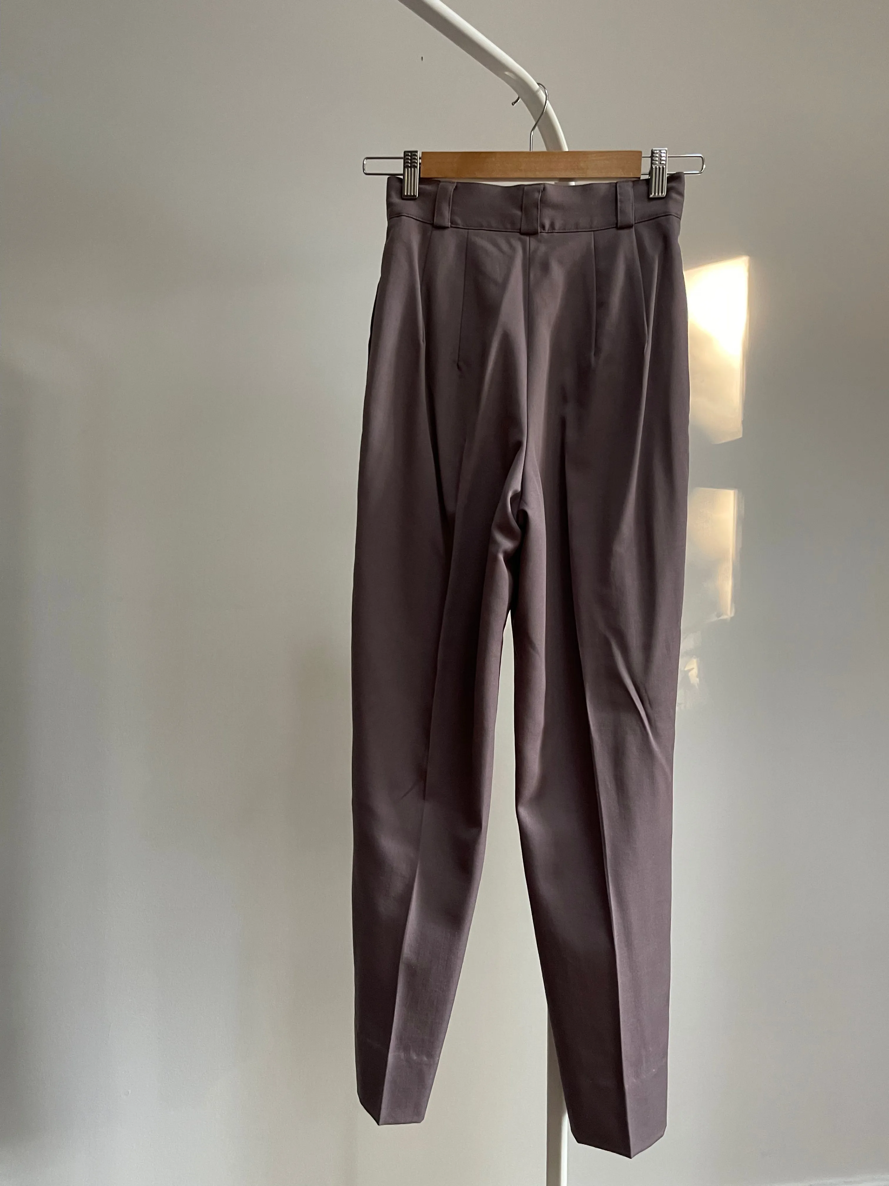 Ultra High-Rise Pleated Wool Trousers - 25