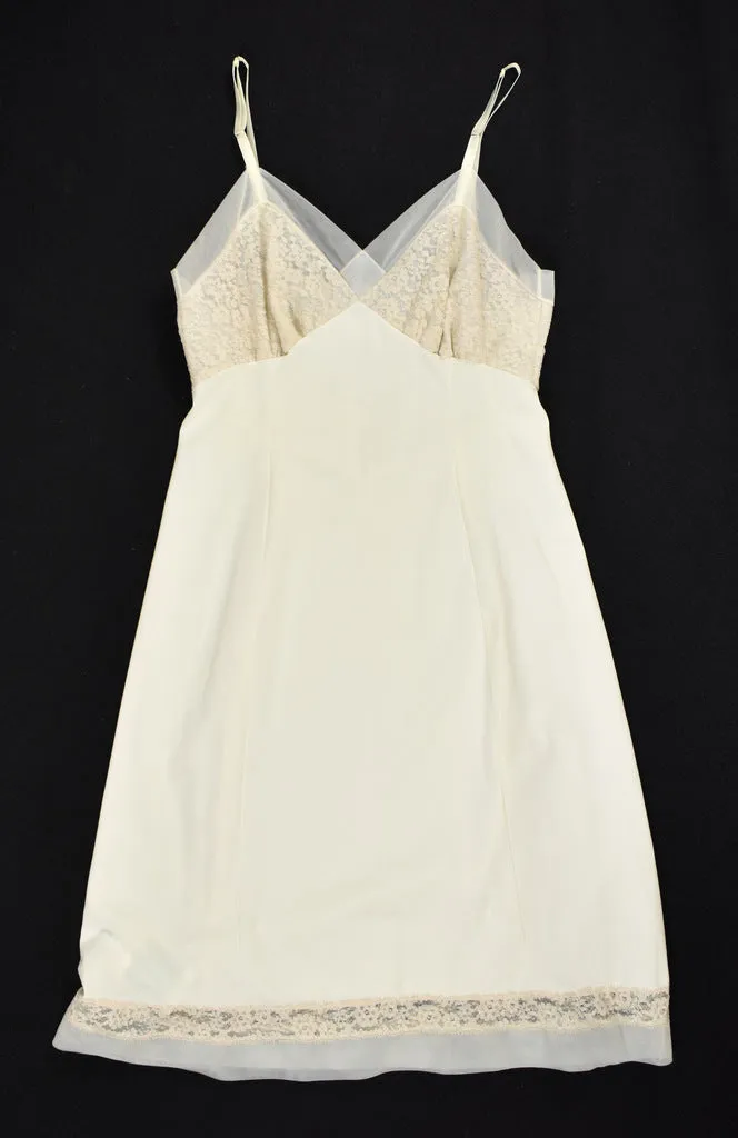 Vintage Off White Lace Cup Full Slip